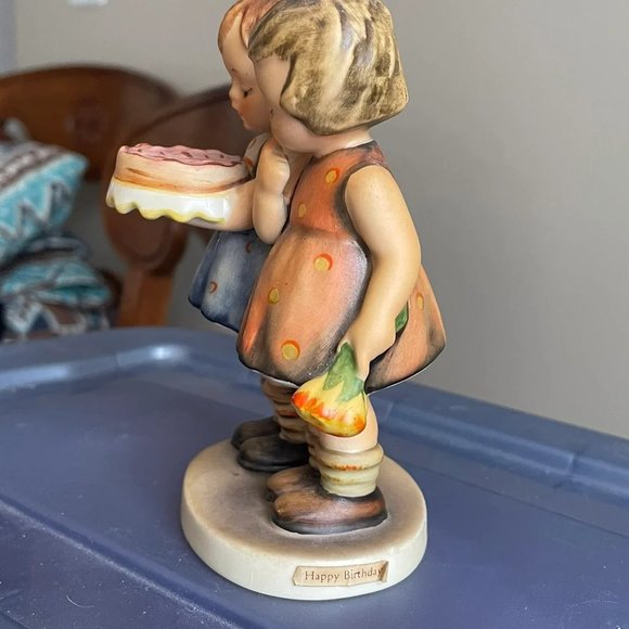 COPY - Hummel Happy Birthday - Picture 2 of 8